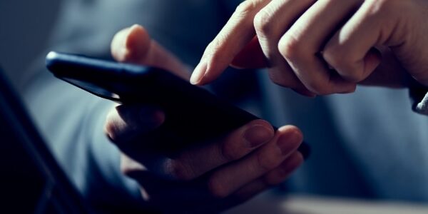 img-blog-5-Common-causes-of-slow-mobile-internet-and-how-to-fix-them-B