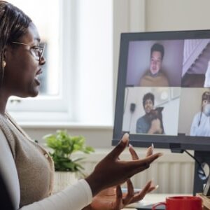img-blog-6-features-will-boost-your-videoconferencing-B