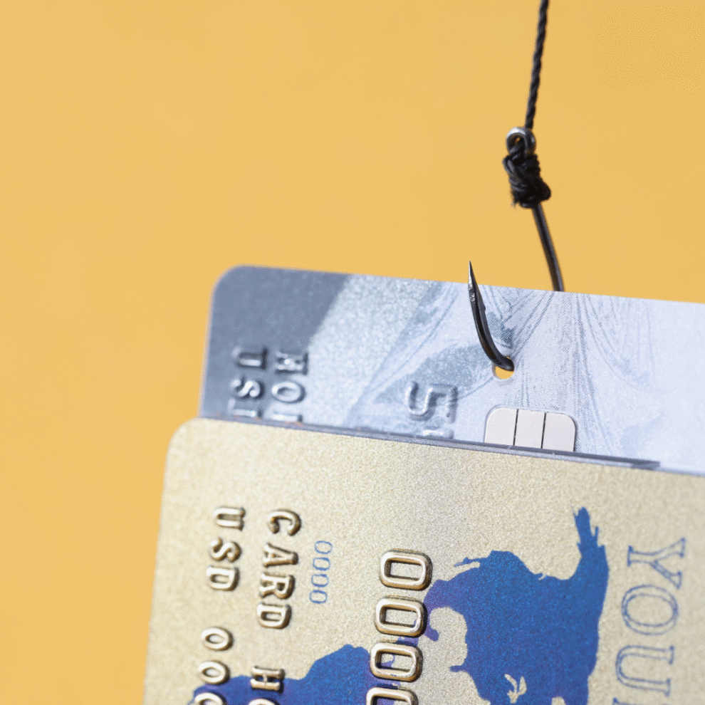 img-cybercriminals-love-tax-season